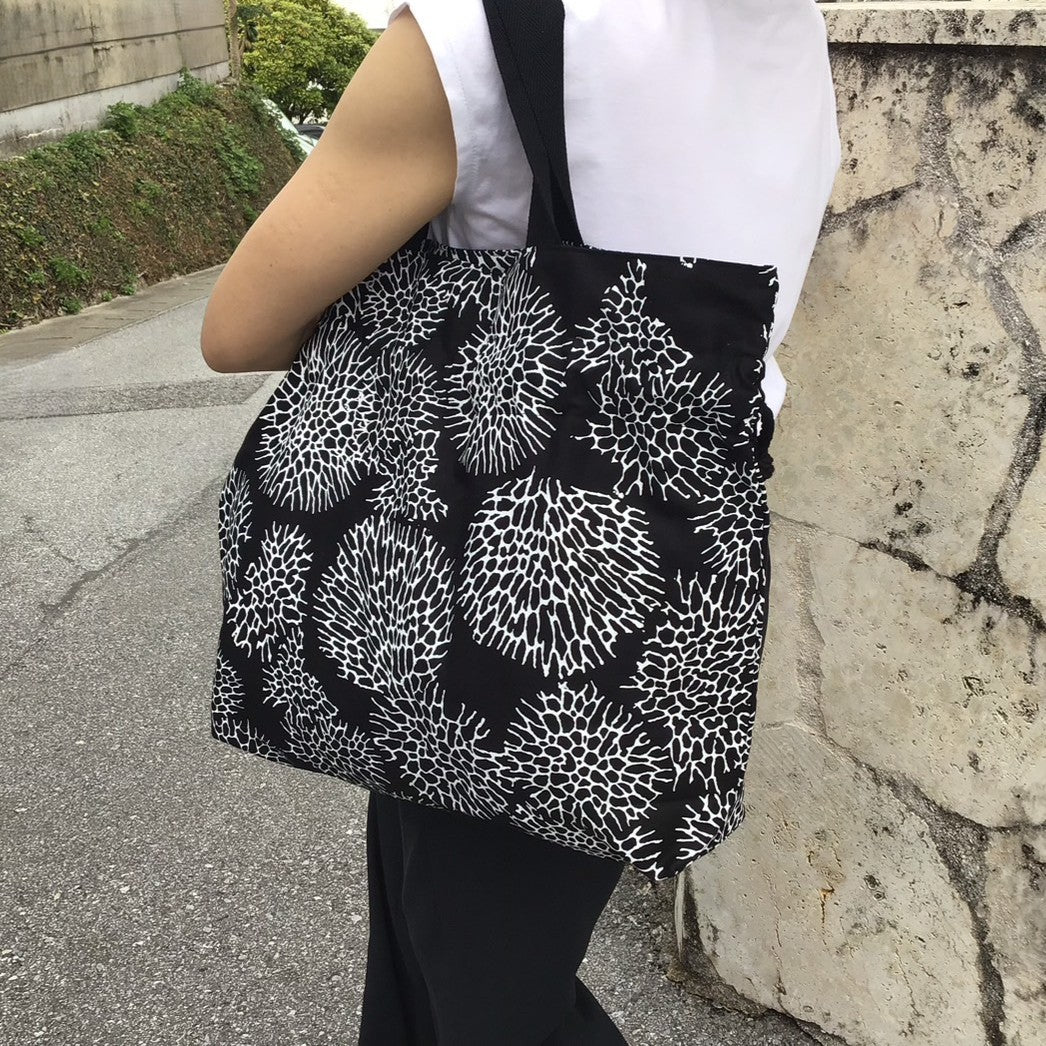 巾着バッグ