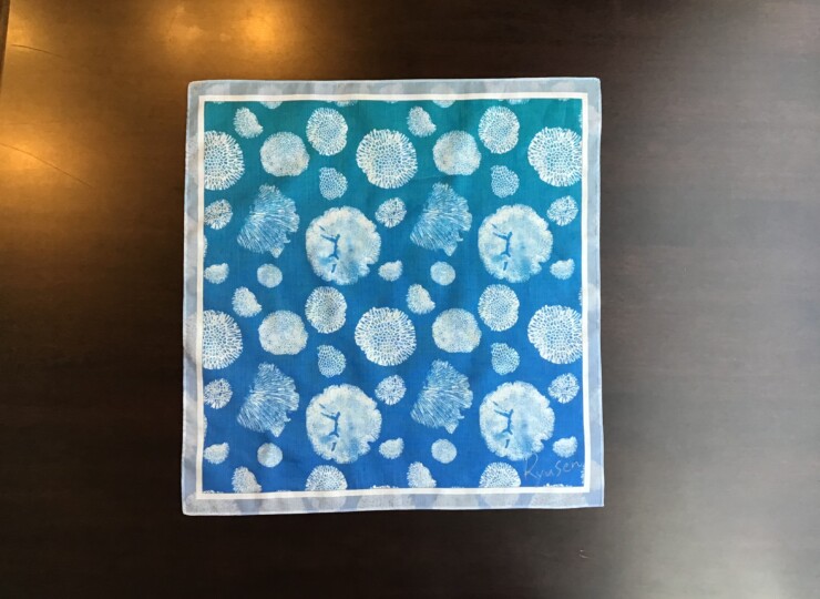 coral-handkerchief_km