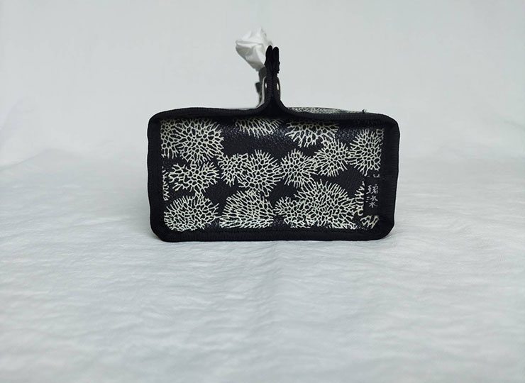 boxtissuecover_kt_bk