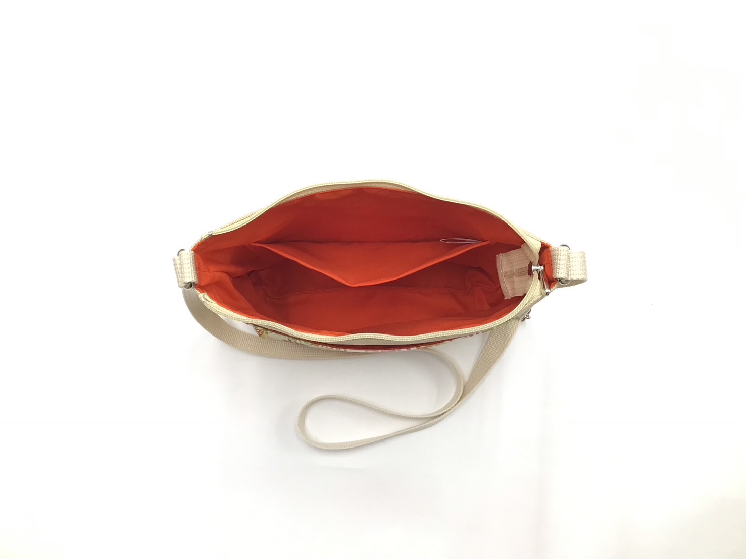 shoulderbag_kh_wh