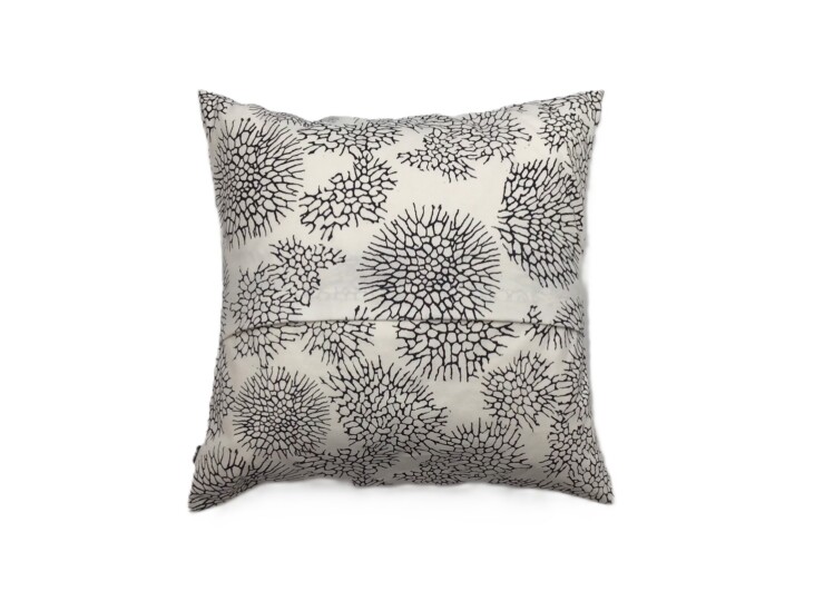cushion-cover_km_wh