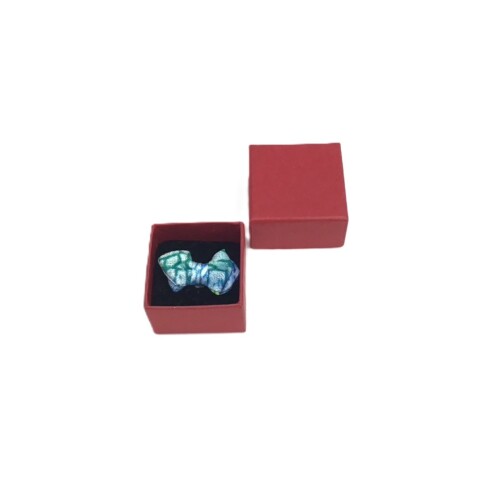 lapelpin_co_ribbon