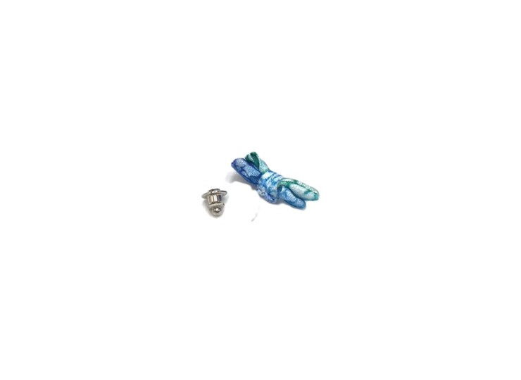 lapelpin_co_ribbon