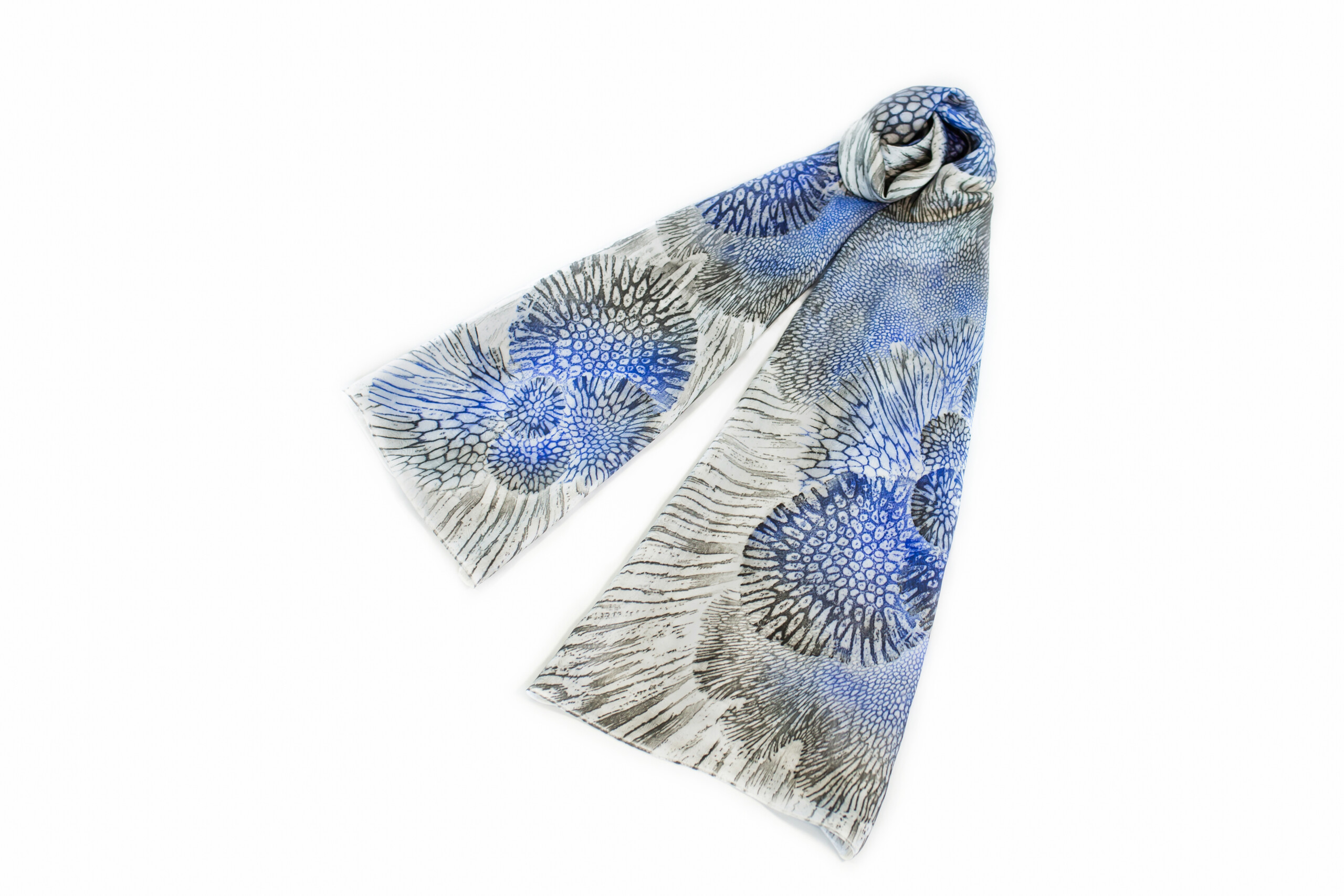 サンゴ染め シルク大判スカーフ BK