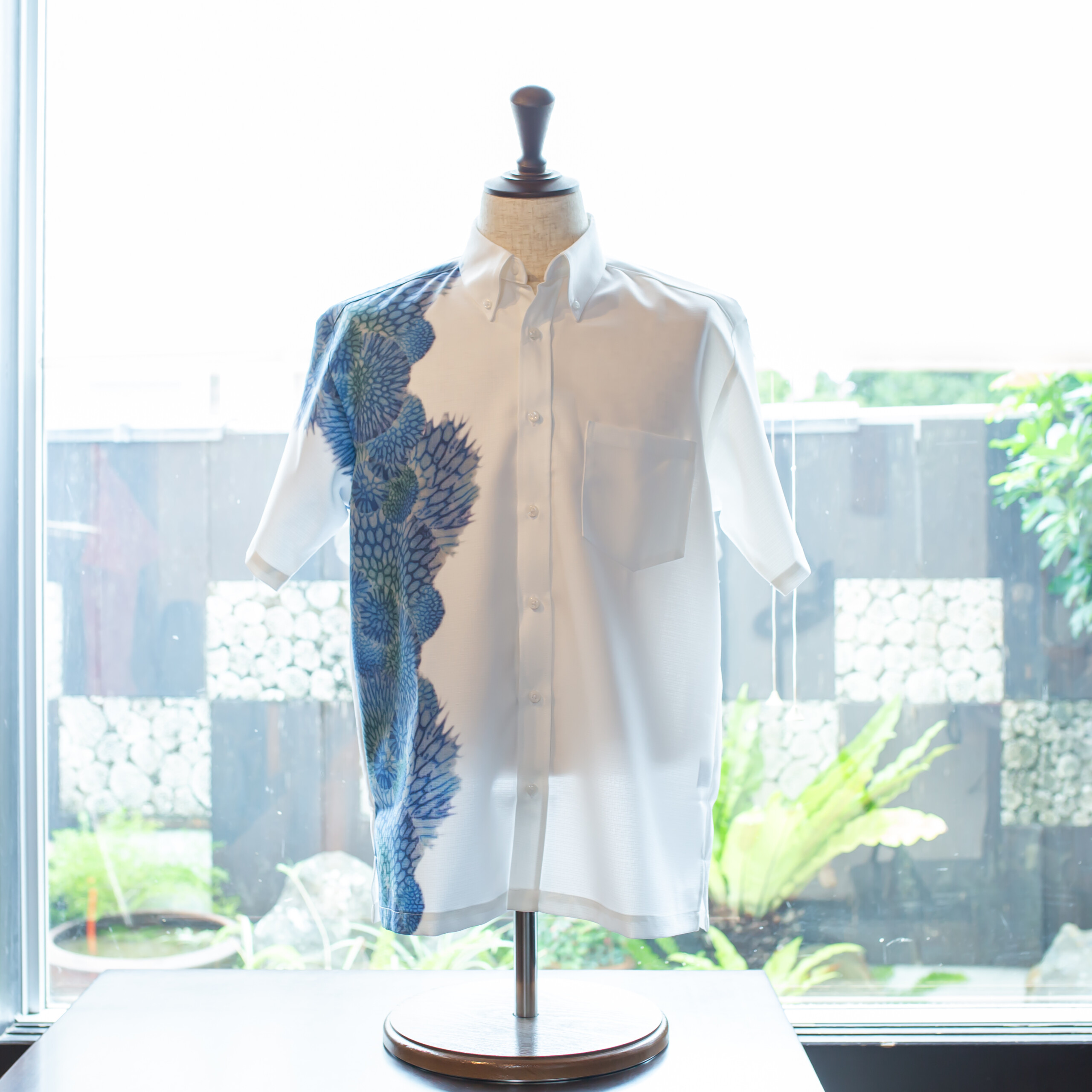 サンゴ染め かりゆし WH