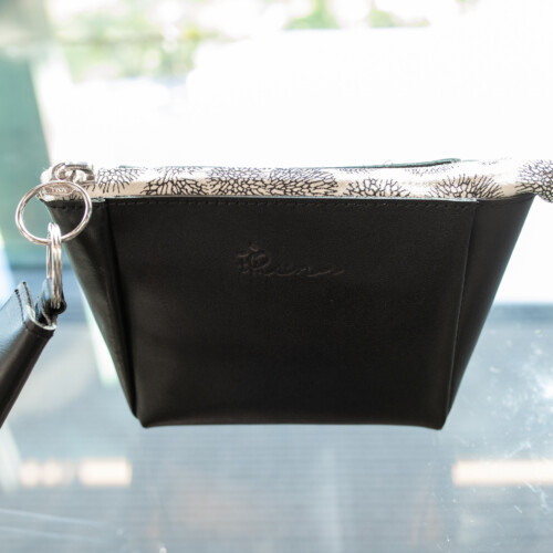 leather_pouch_multi_holder_bk