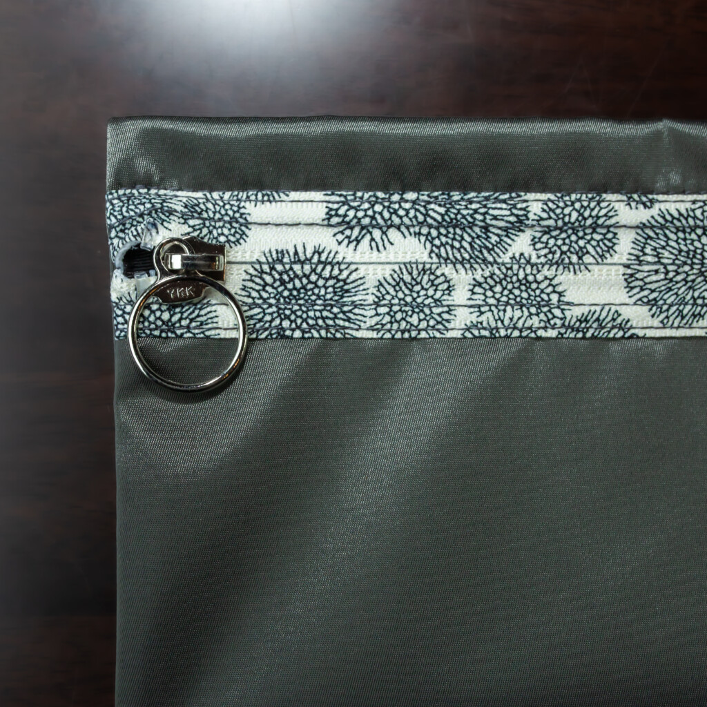 sango_zip_pouch_sv_bk