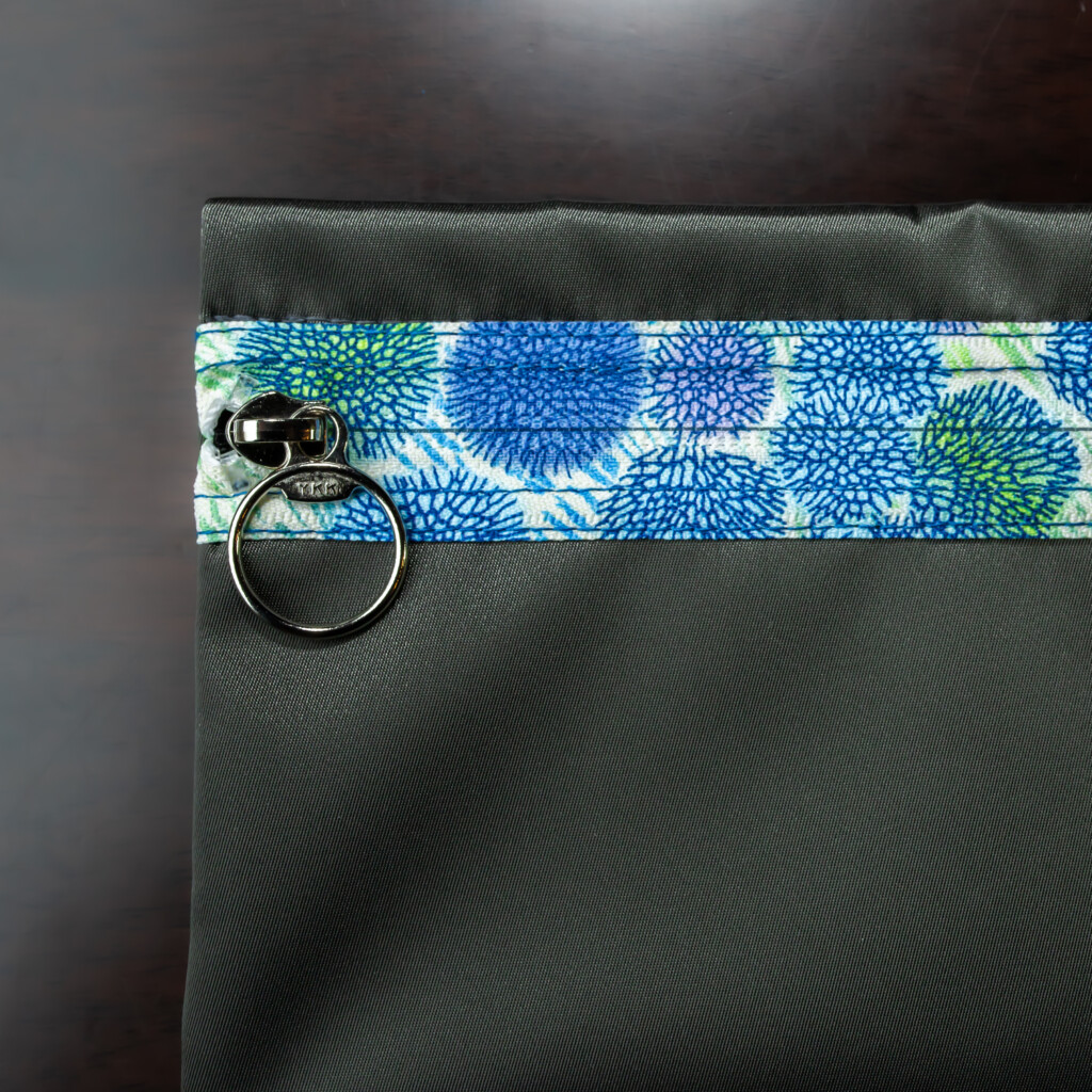 sango_zip_pouch_sv_bl