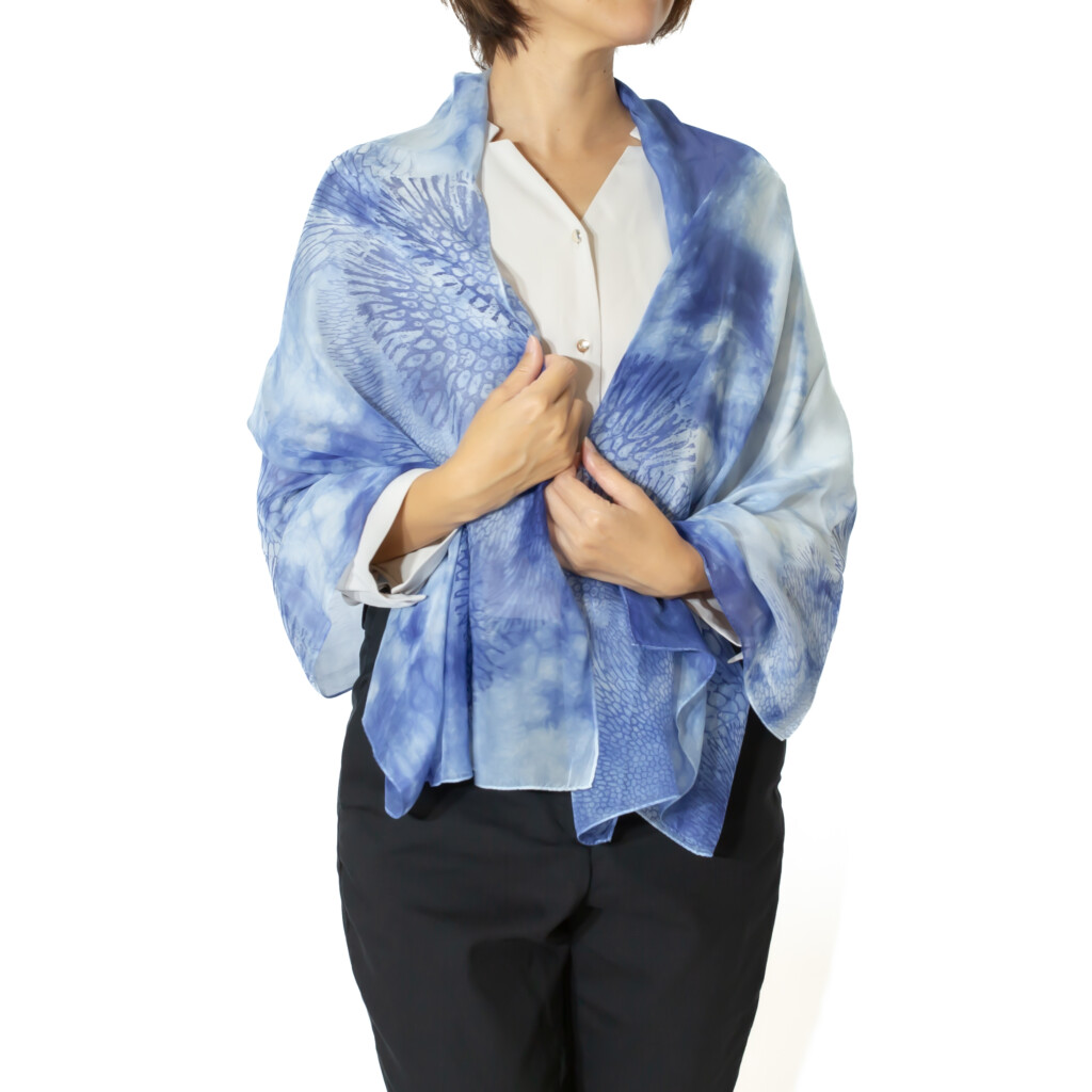 sango_dyed_silk_chiffon_scarf_nv